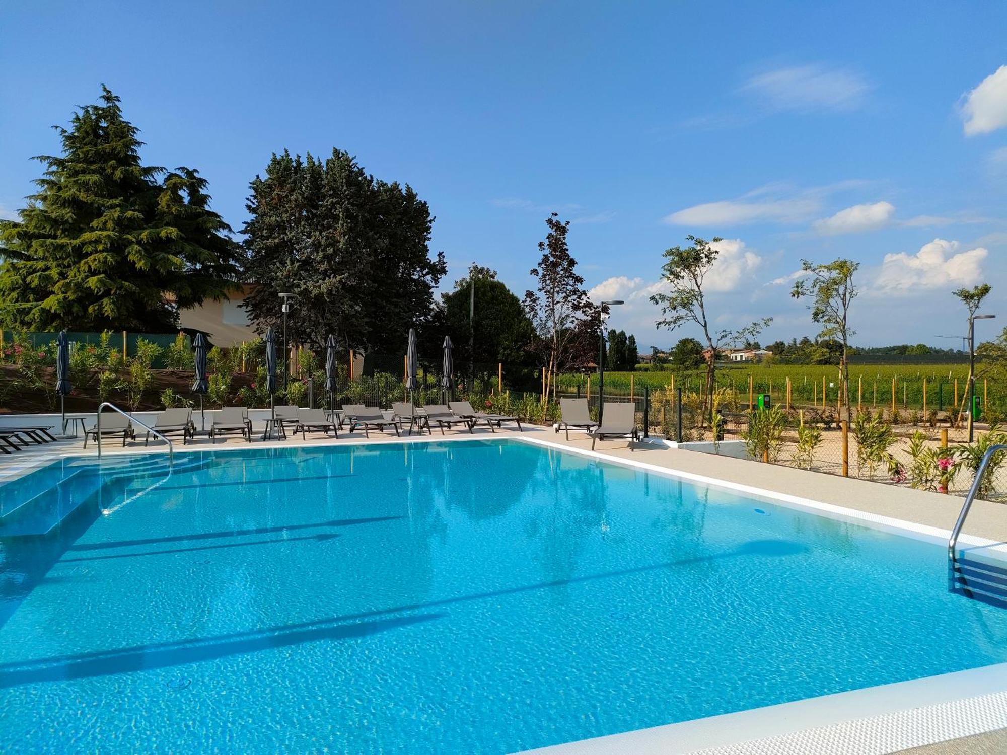 I Campi Wine Relais Hotel Ronchi  Luaran gambar